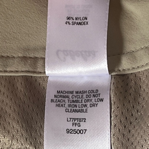 Cabela’s women’s Triune pants size 6 - Picture 7 of 10